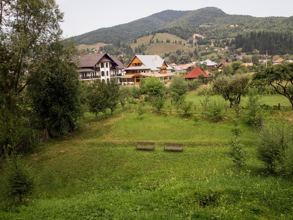 Pensiunea Casa Elvira วามา ภายนอก รูปภาพ