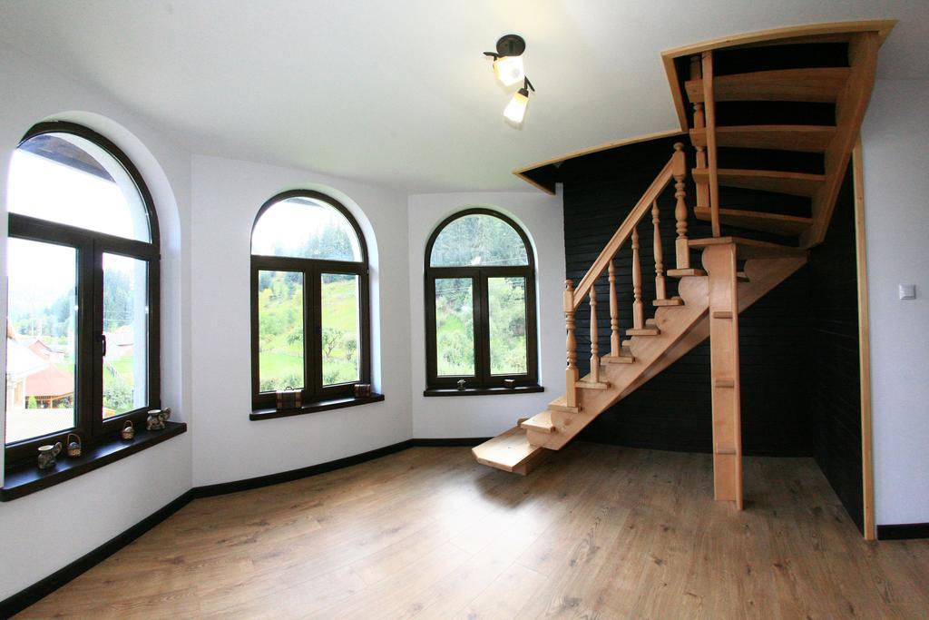 Pensiunea Casa Elvira วามา ภายนอก รูปภาพ