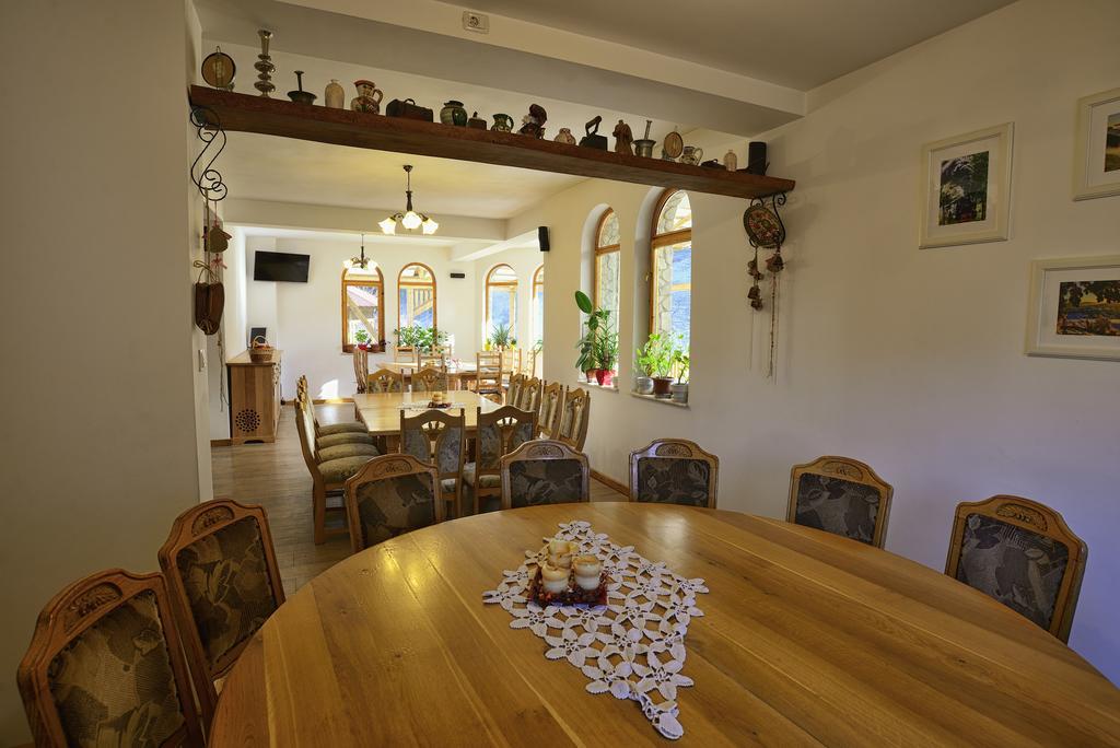 Pensiunea Casa Elvira วามา ภายนอก รูปภาพ