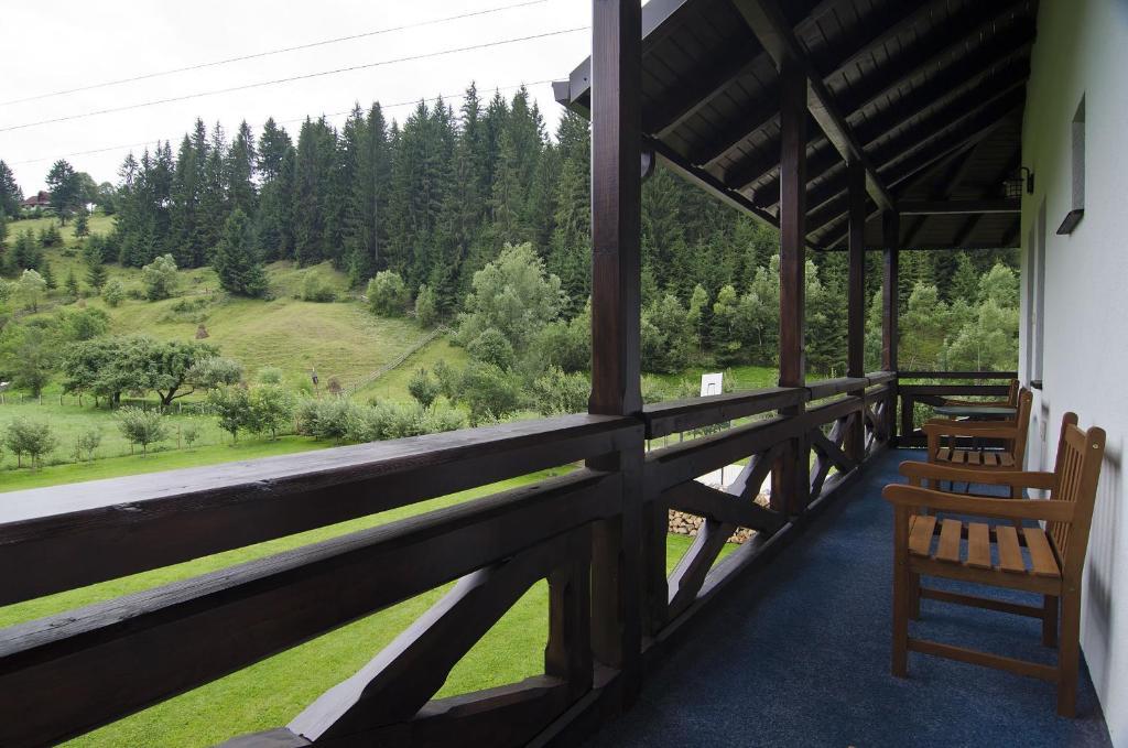 Pensiunea Casa Elvira วามา ภายนอก รูปภาพ